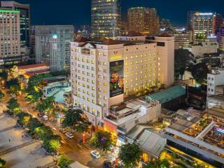 Khách sạn 3* lớn nhất (đường tên lửa) hdt 600tr dt 20x20m 6 lầu 50p giá 55 tỷ