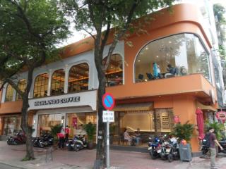 Mặt tiền nguyễn sơn (11x25m) đang cho thuê 128tr còn 3 năm 36 tỷ