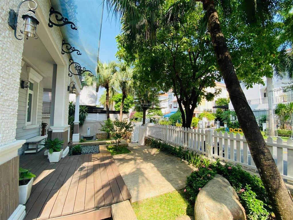 Cho thuê biệt thự đẹp, thiết kế hiện đại phú mỹ hưng, nguyễn văn linh, nguyễn đức cảnh