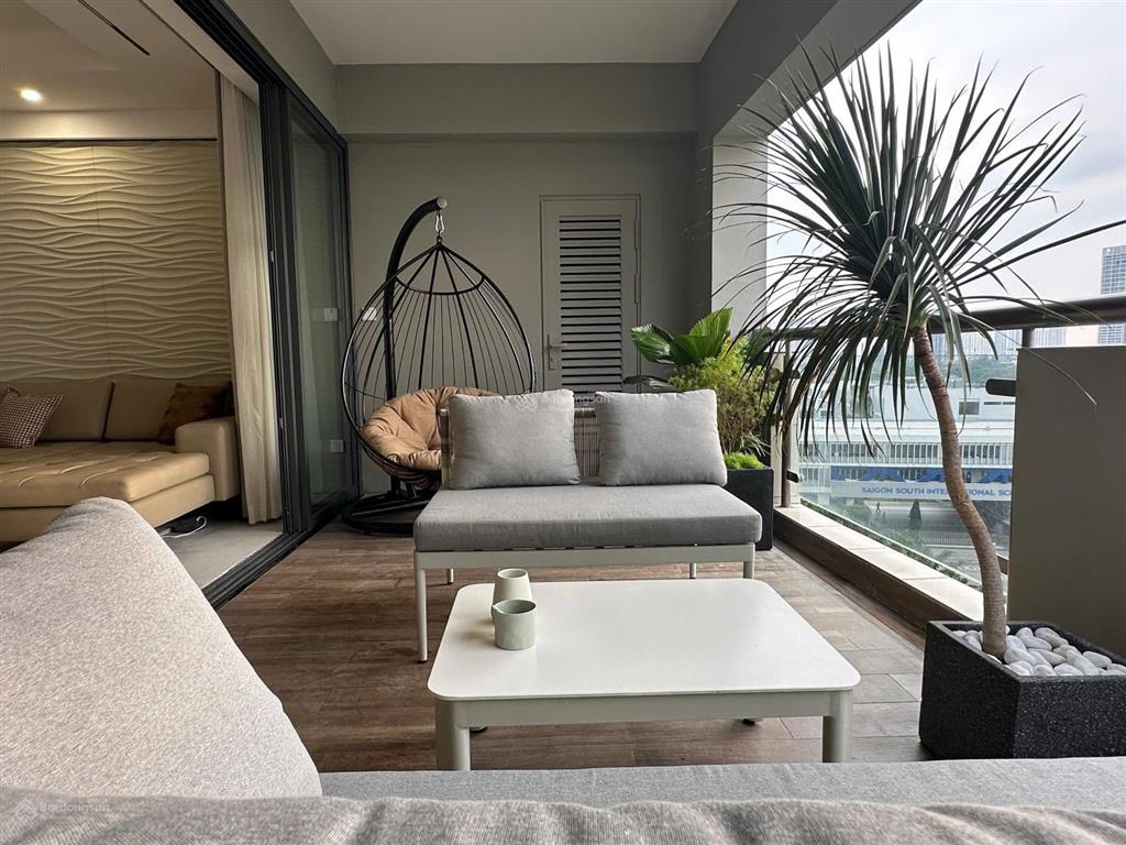 Bán căn hộ mỹ phát, pmh, q7. 137m2. 3pn. nhà mới 100%. view sông thoáng mát