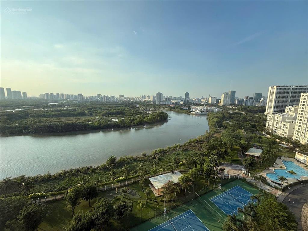Giá tốt bán nhanh riverside residence, pmh q7. 130m2. view trực diện sông. full nội thất đẹp