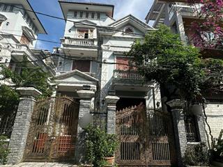 Biệt thự lê văn thọ gần công viên làng hoa dt12x17m ,hầm+3 tầng ốp mái gía chỉ 28 tỷ