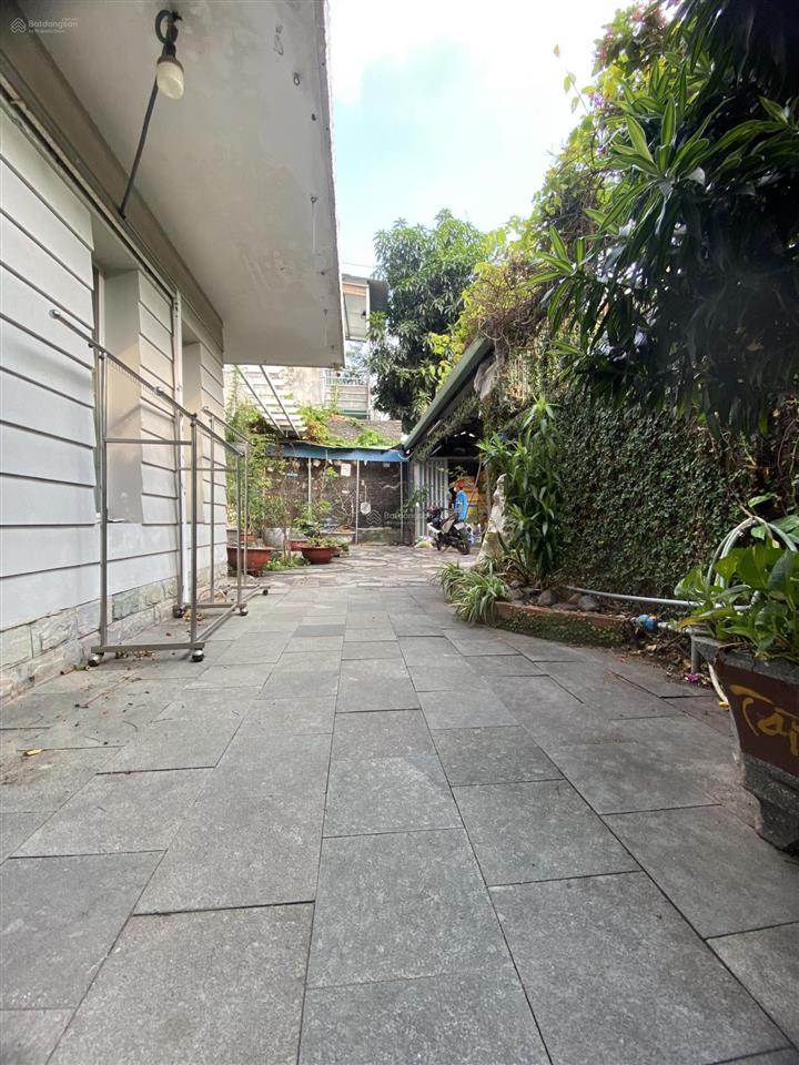 Bán biệt thự đường lê lợi  hiệp phú, diện tích 212m2 giá 13.9 tỷ