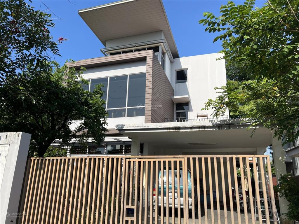 Căn biệt thự 2mt riviera cove cao cấp q9 cũ,gần liên phường global chốt bán 52.5 tỷ , mtg