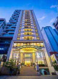 Bán khách sạn biển nha trang, 298m2, 20 tầng, 98 phòng, doanh thu trên 3tỷ/tháng. 189 tỷ bao sổ