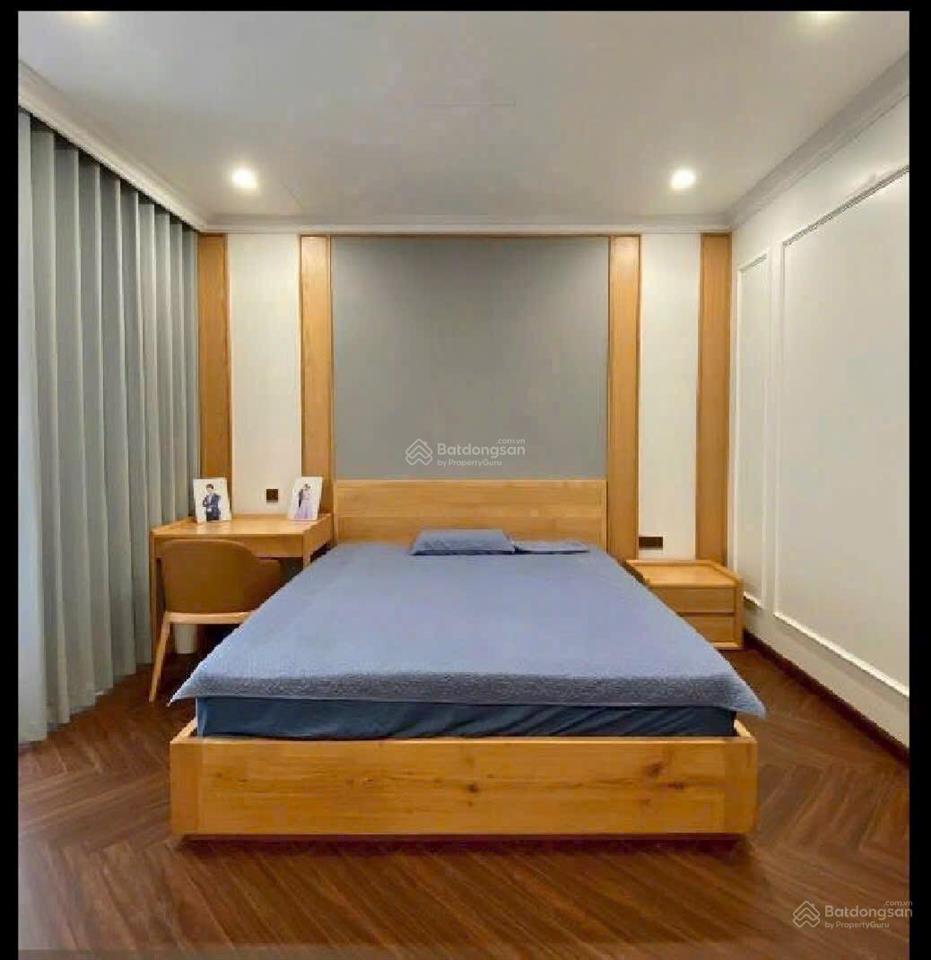Biệt thự ciputra tây hồ, hà nội. mặt đường đôi. 180m2, 4 nổi, 1 hầm thang máy, nội thất xịn, 92 tỷ