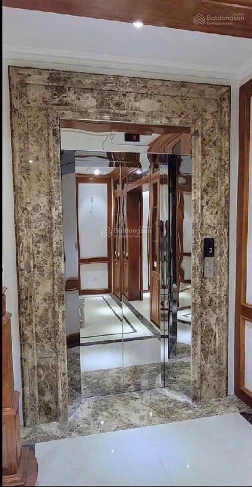 Biệt thự ciputra tây hồ, hà nội. mặt đường đôi. 180m2, 4 nổi, 1 hầm thang máy, nội thất xịn, 92 tỷ
