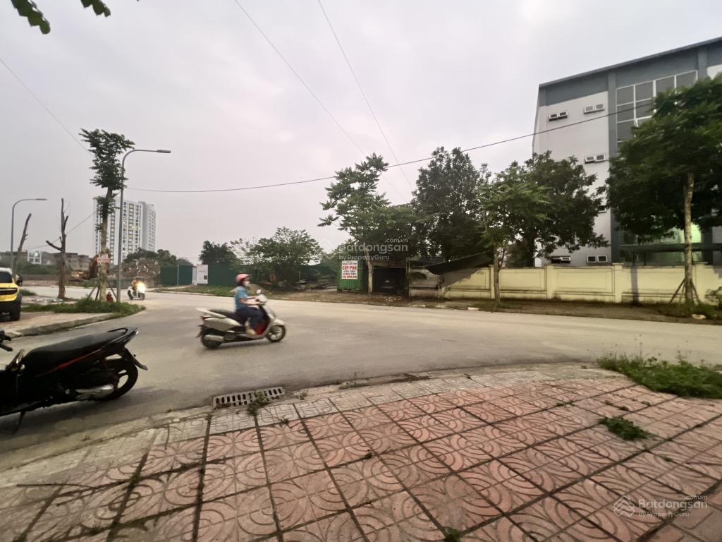 32m2 đất tđc ngọc thuỵ mặt đường 17m lô góc mặt tiền quyền lực view công viên trường học