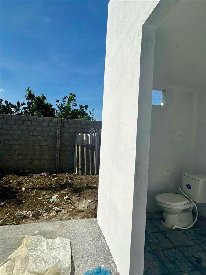 560tr có ngay nhà đẹp mới tinh dt honw120m2 thổ cư thoải mai s kinh doanh bds nghỉ dưỡng