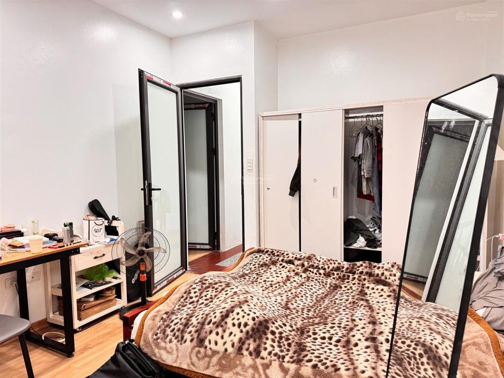 Bạch đằng  nhà đẹp ở ngay 42m2  khu dân trí cao, yên tĩnh hiếm 10tỷ