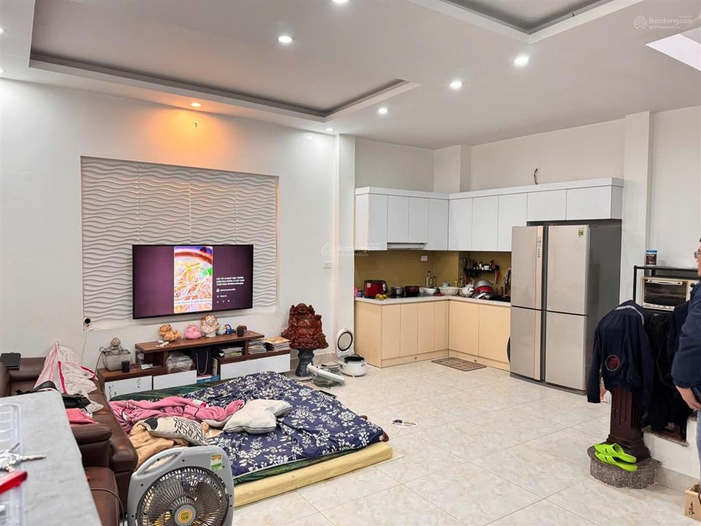 Bạch đằng  nhà đẹp ở ngay 42m2  khu dân trí cao, yên tĩnh hiếm 10tỷ