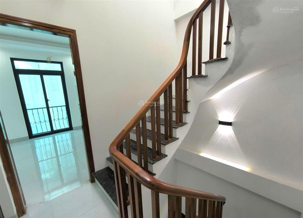 Nhà đẹp hồng mai  ở ngay đón tết  hiếm tầm tiền 30m2 hơn 6 tỷ