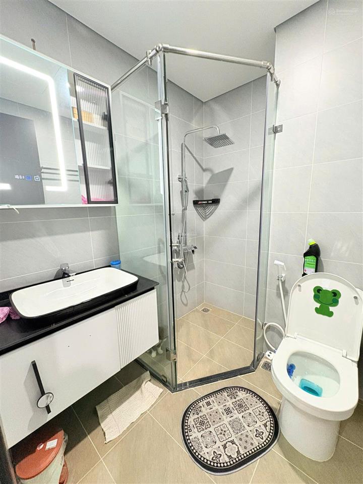 Bán nhanh căn hộ 3pn 114m2 tầng trung, view thành phố ngắm bắn pháo hoa triệu đô