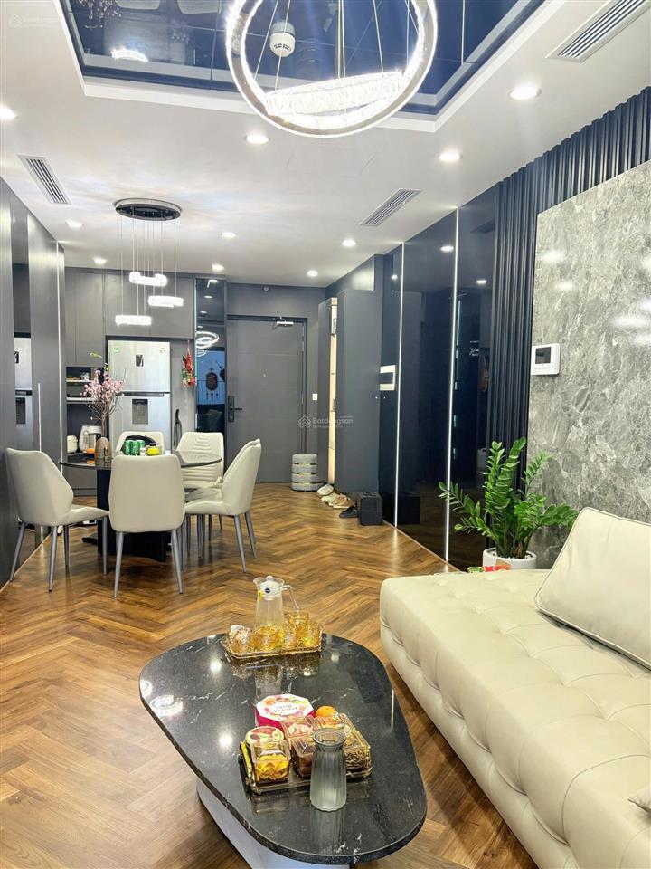 Bán nhanh căn hộ 3pn 114m2 tầng trung, view thành phố ngắm bắn pháo hoa triệu đô
