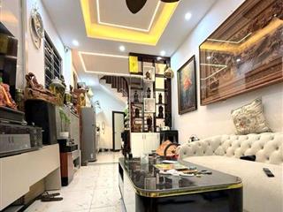 Bán gấp nhà phú lương lô góc 3 mặt thoáng. gần ủy ban và trạm y tế, trường chợ sát nhà
