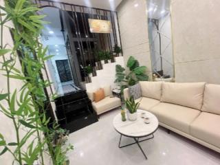 Bán gấp nhà mỗ lao oto tránh ,kinh doanh. 5 tầng thang máy phun nội thất .nhà 3 mặt thoáng.