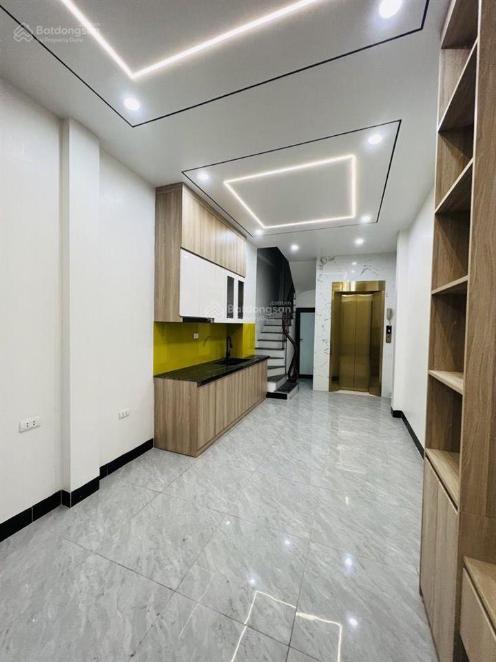 Bán gấp nhà mậu lương 5 tầng thang máy. ngõ thông. full nội thất. khách mua về đón tết 2026.