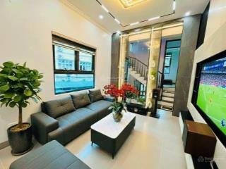 Bán nhà văn quán, ô tô đỗ cửa, full nội thất mới, 3 thoáng vĩnh viễn