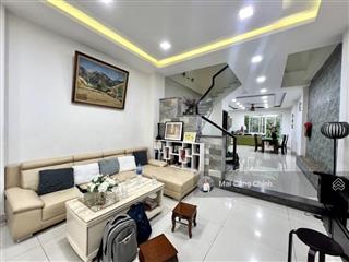 Gần đầm sen, hẻm xe tải thông, 95m2 (4,4m x 21,5m), 3 tầng, 3pn 4wc, vuông a4