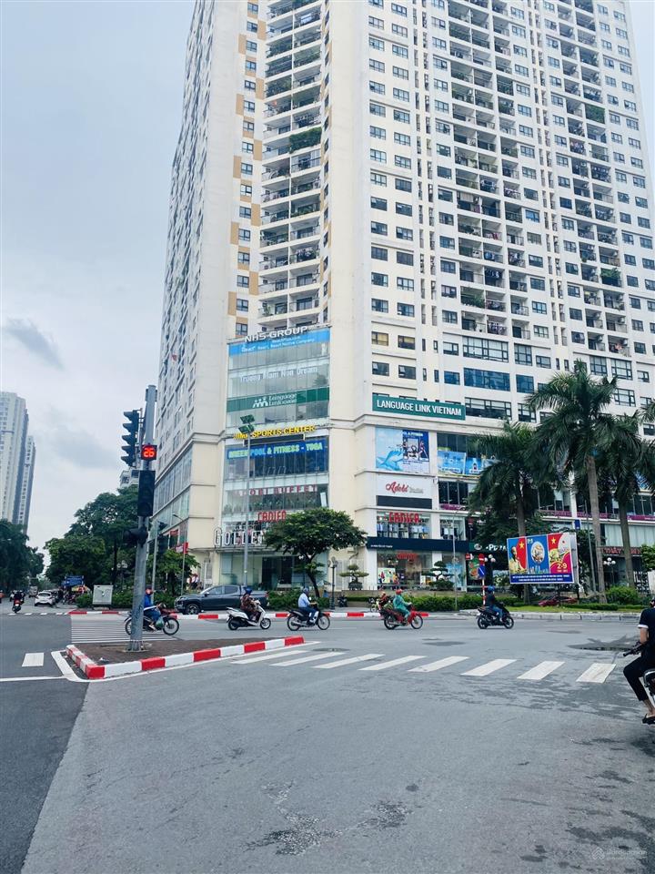 Chính chủ cần bán 130m2 sàn văn phòng đường nguyễn hoàng