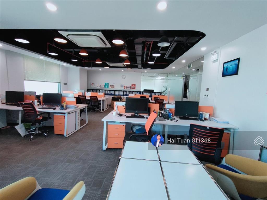 Cho thuê văn phòng tòa gold tower 100m2  0906 011 ***