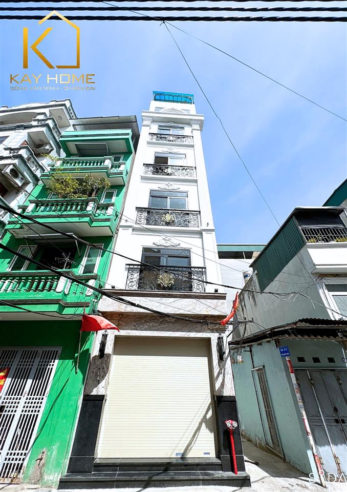 Cho thuê phòng gác xép tại 143 nguyễn chính, cửa sổ ban công siêu đẹp