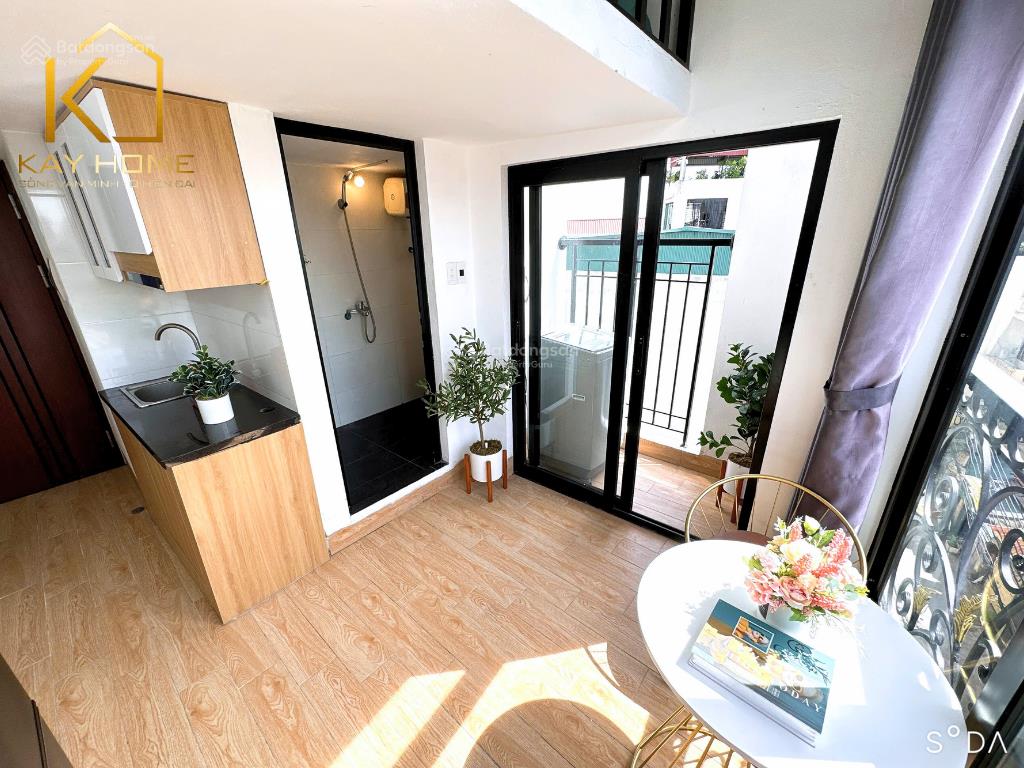 Cho thuê phòng gác xép tại 143 nguyễn chính, cửa sổ ban công siêu đẹp