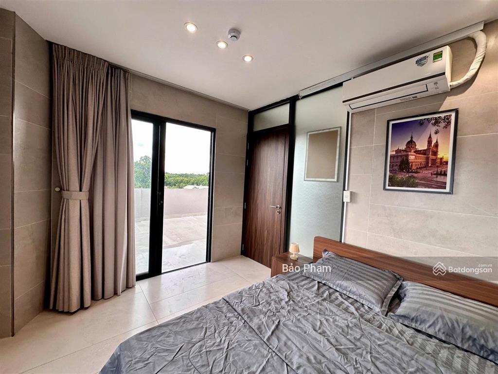 Căn hộ 2 phòng ngủ penthouse full nội thất rộng 70m2 gần văn lang cs3