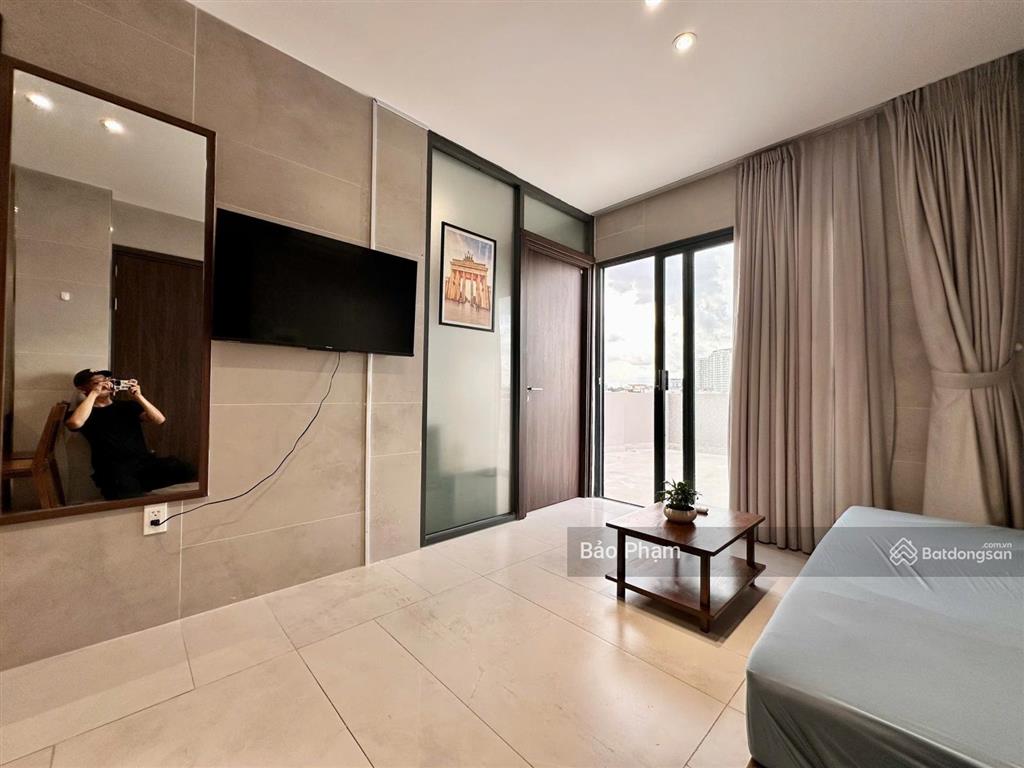 Căn hộ 2 phòng ngủ penthouse full nội thất rộng 70m2 gần văn lang cs3