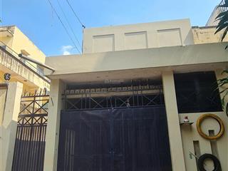 Mtnb nguyễn sơn & hiền vương, 5 x 18m, cấp 4 + gác lửng "2pn + 2wc" đẹp, em chủ
