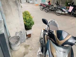 Em gái chủ nhà, hẻm 5m tân sơn nhì & trường chinh, 4.5 x 13m, 2 tấm 1pn + 2wc