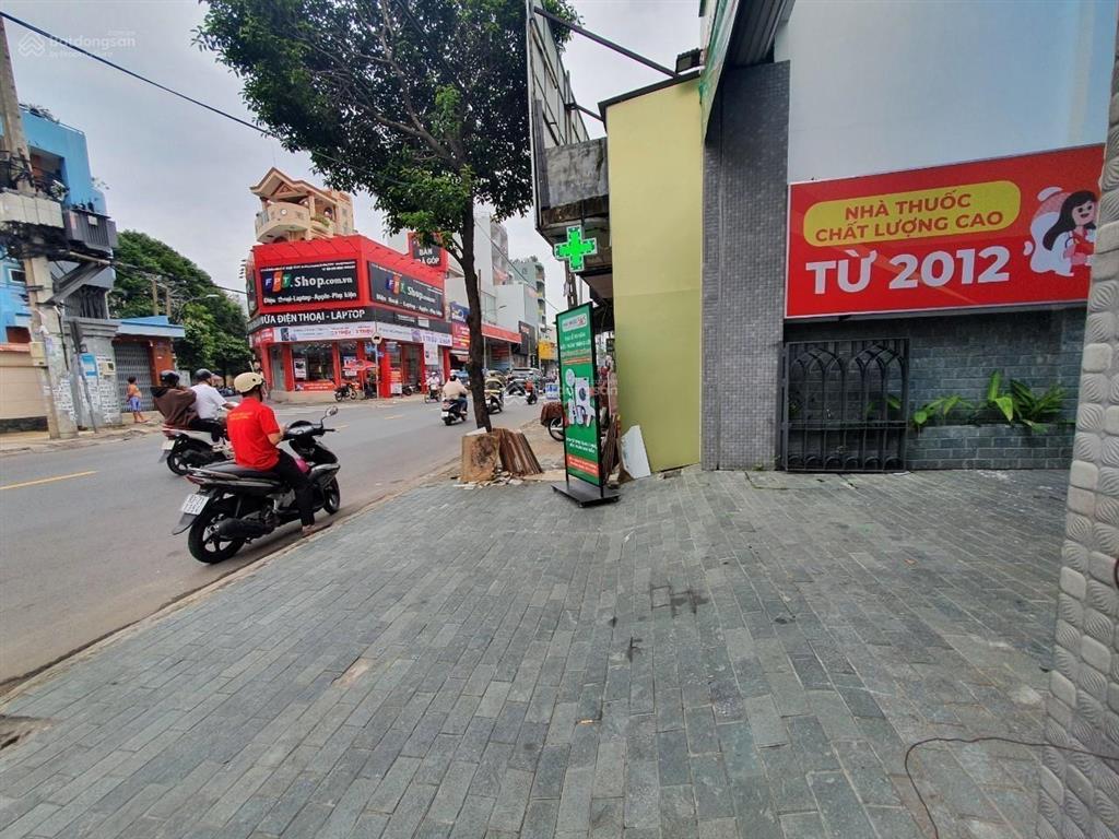 Nhà 2 mặt tiền trước sau 662 lạc long quân, dt 5m nở hậu l 12x22m, hầm 5 lầu tm, hđt 90 triệu/th