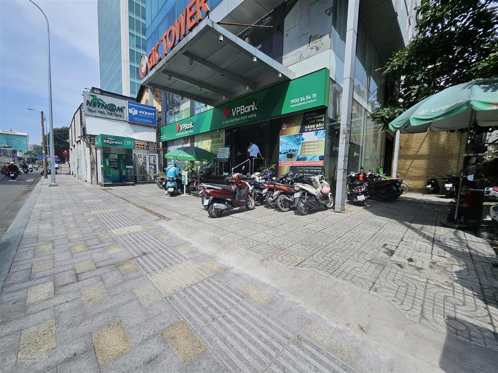 Bán cao ốc góc 2 mặt tiền đường lớn 10a nguyễn thị minh khai  đối diện tòa nhà đài vov q1, 18x18m