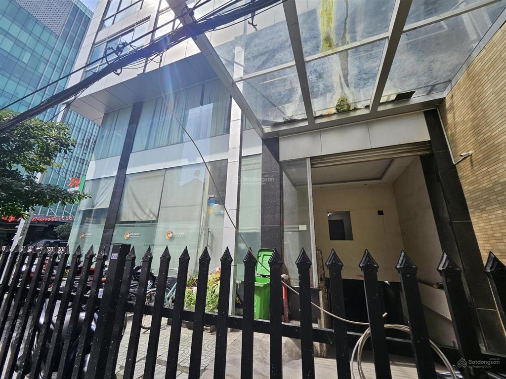 Bán cao ốc góc 2 mặt tiền đường lớn 10a nguyễn thị minh khai  đối diện tòa nhà đài vov q1, 18x18m