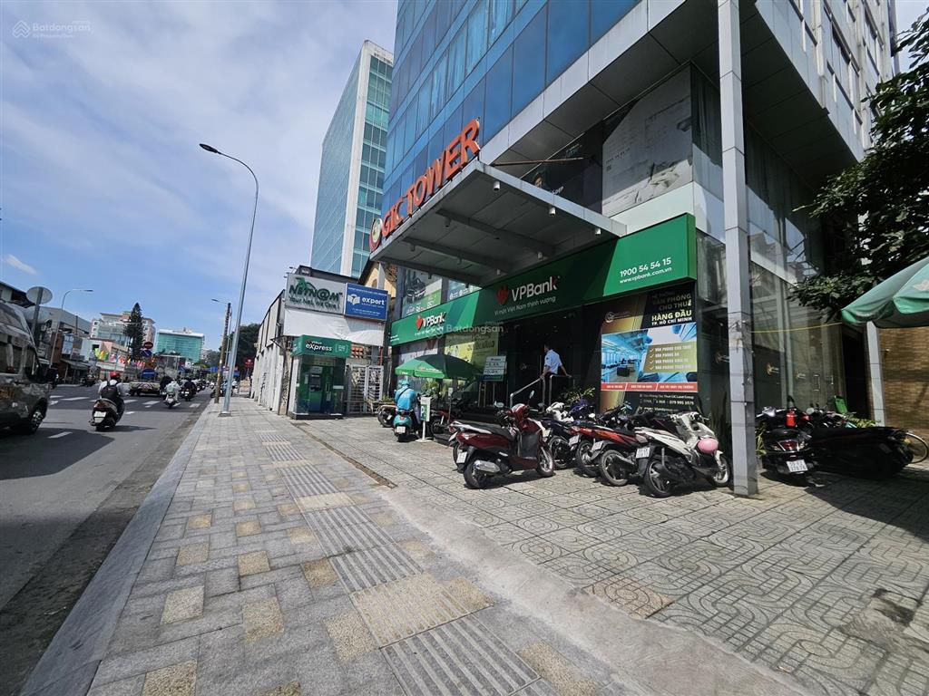 Bán cao ốc góc 2 mặt tiền đường lớn 10a nguyễn thị minh khai  đối diện tòa nhà đài vov q1, 18x18m