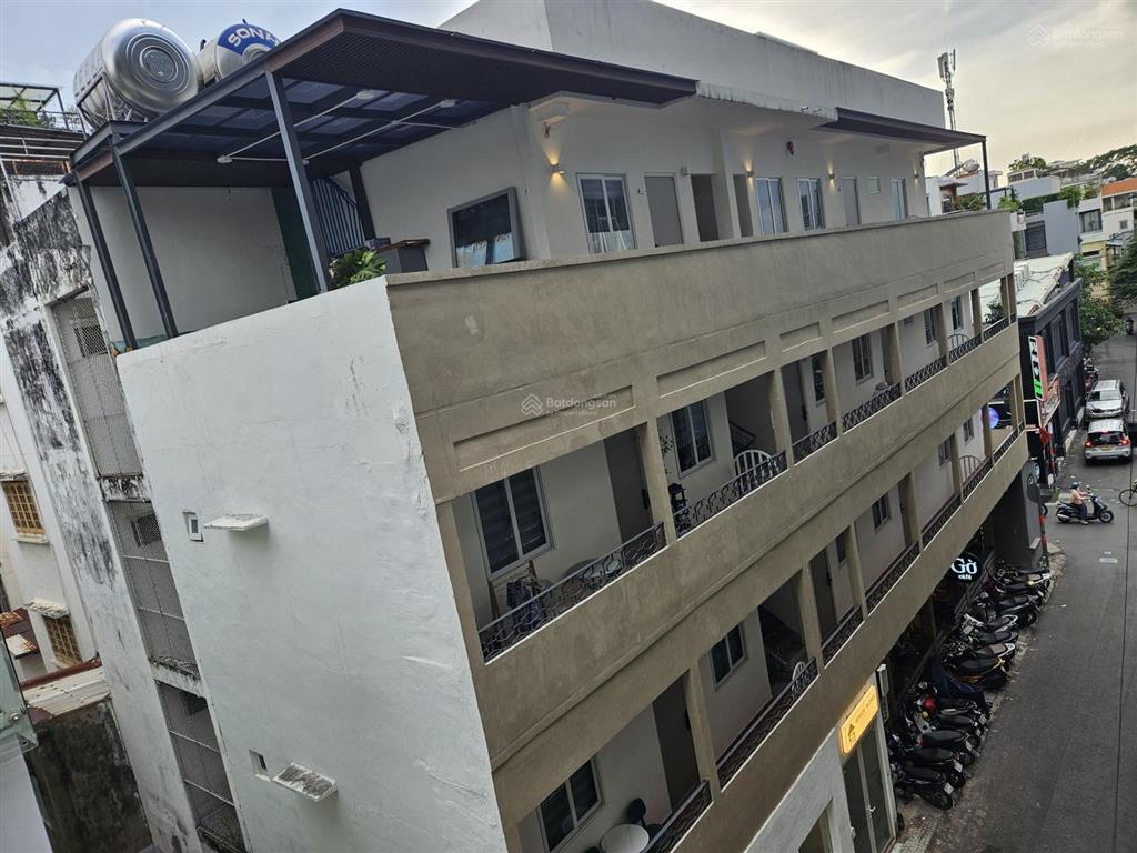 Bán căn đôi mặt tiền đc 51  51a huỳnh khương ninh, p. đakao, q1 ngang 10m dài 22.5m 5 tầng 85 tỷ.