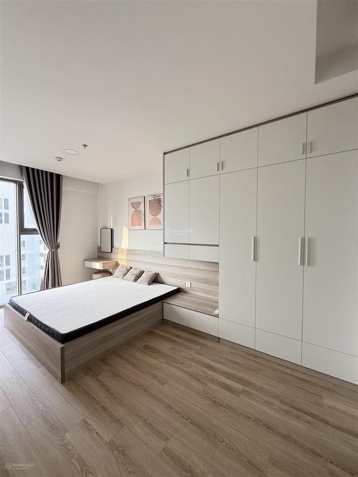 11tr cho thuê full nội thất 2pn 2wc 71m2 hướng đông bắc view nội khu xanh mát