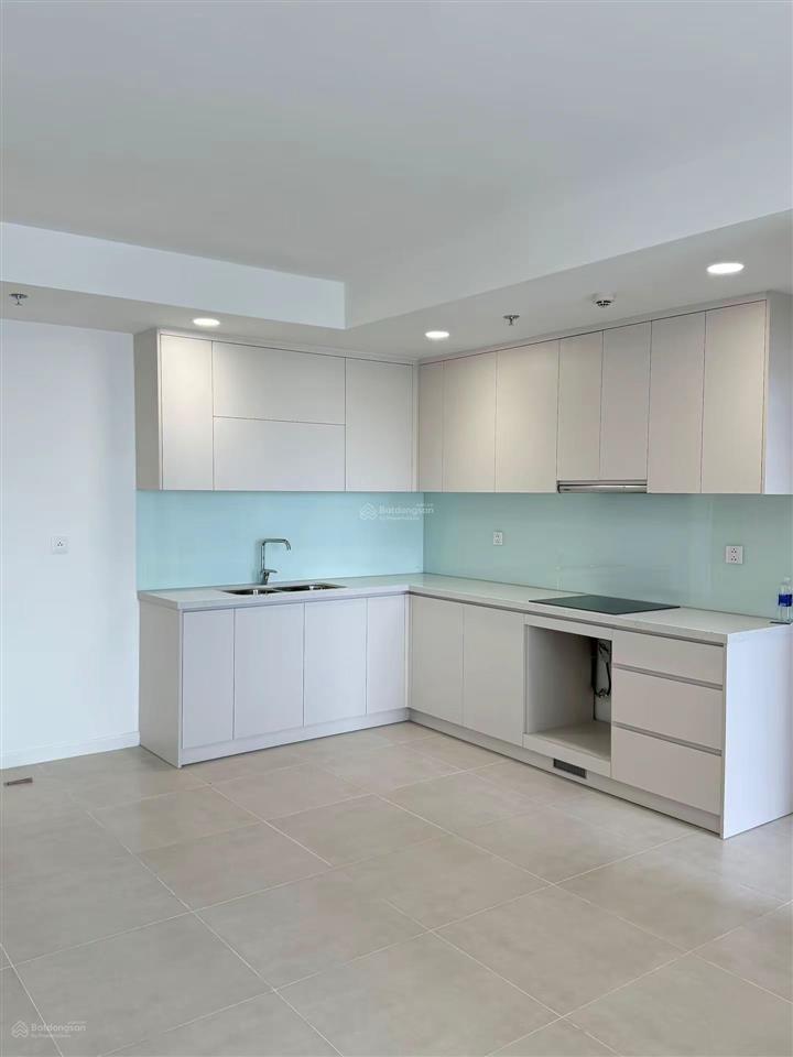 Full căn sang nhượng urban green đã có sổ hồng từ 13pn. call e nhâm chuyên urban báo giá xem nhà