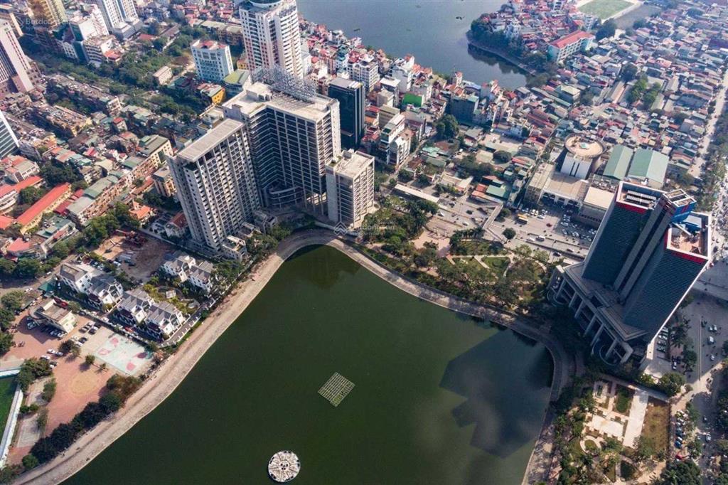 Bán 3pn  16 láng hạ full nội thất  view trọn hồ  giá tốt siêu hợp lý  0931 318 ***