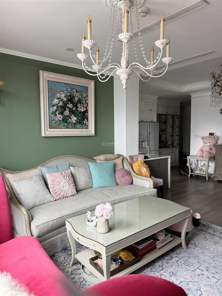 Cho thuê căn 3pn 140m2 tầng cao thoáng  view đẹp, cc green diamond 93 , giá 2xtr.  0931 318 ***