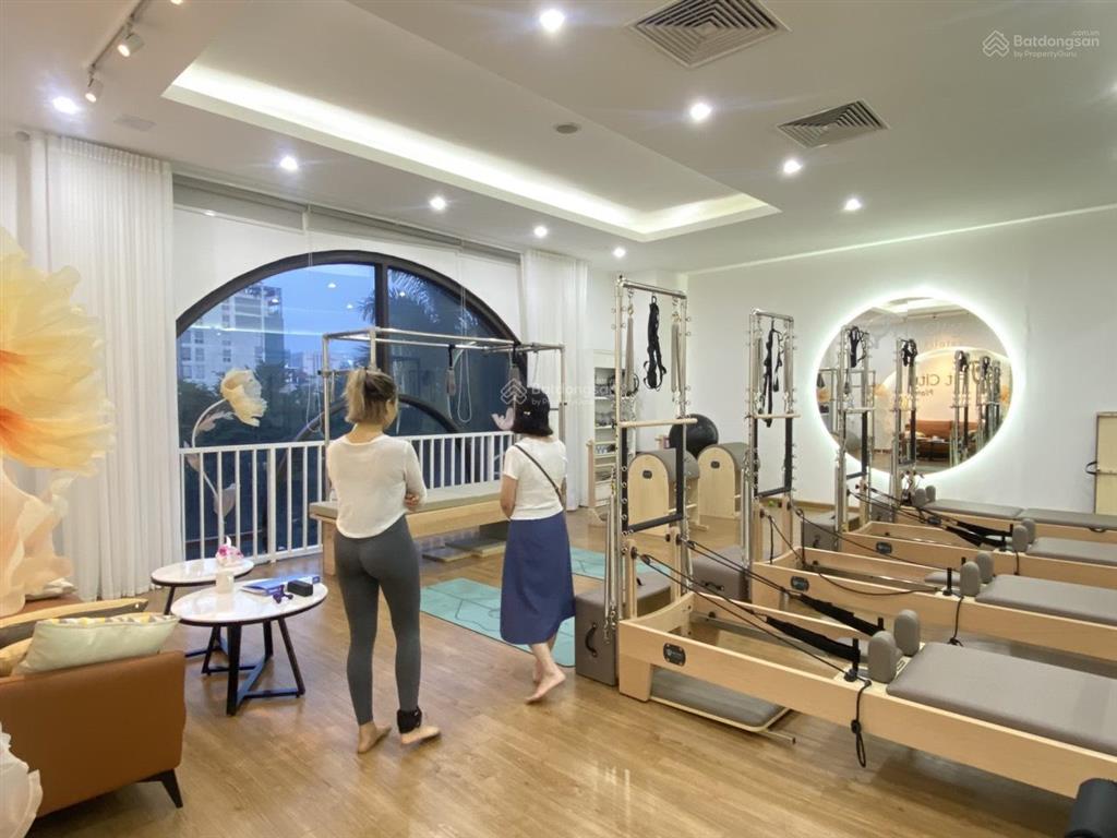 Cho thuê căn 2pn  100m2 tầng cao view hồ vip, tân hoàng minh 36hc, giá 23 tr/th   0931 318 ***