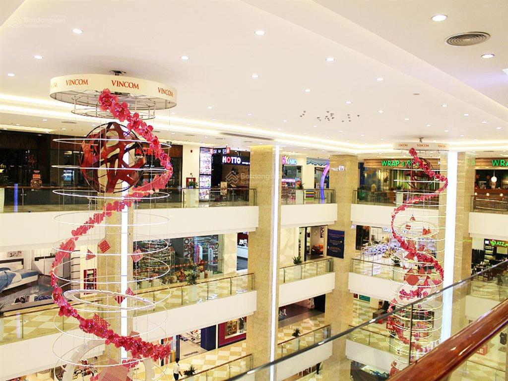 Cho thuê căn hộ vinhomes nguyễn chí thanh, 26 triệu, 115 m2, đẹp, nhiều tiện ích