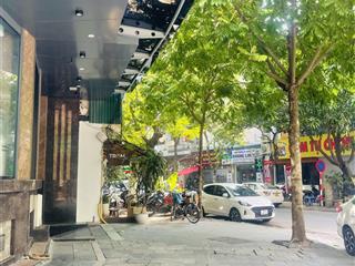 Bán nhà 4 tầng phố duy tân  cầu giấy. dt 45m2. giá 23,6 tỷ. ô tô tránh vỉa hè, kd sầm uất