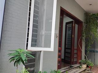 Cho thuê nhà nguyên căn sân vườn ngõ 180 triều khúc thanh xuân