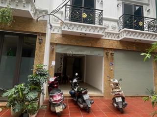 Bán nhà mới đẹp việt hưng, long biên 38m² x 5 tầng chỉ hơn 6,2 tỷ ô tô gần ngõ thông