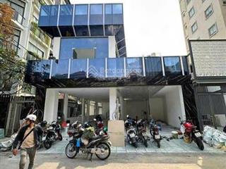 Bán góc 2mtkd thạch thị thanh, phường tân định  ngang 9.52m  chỉ 445tr/m2  dtkv 150m2