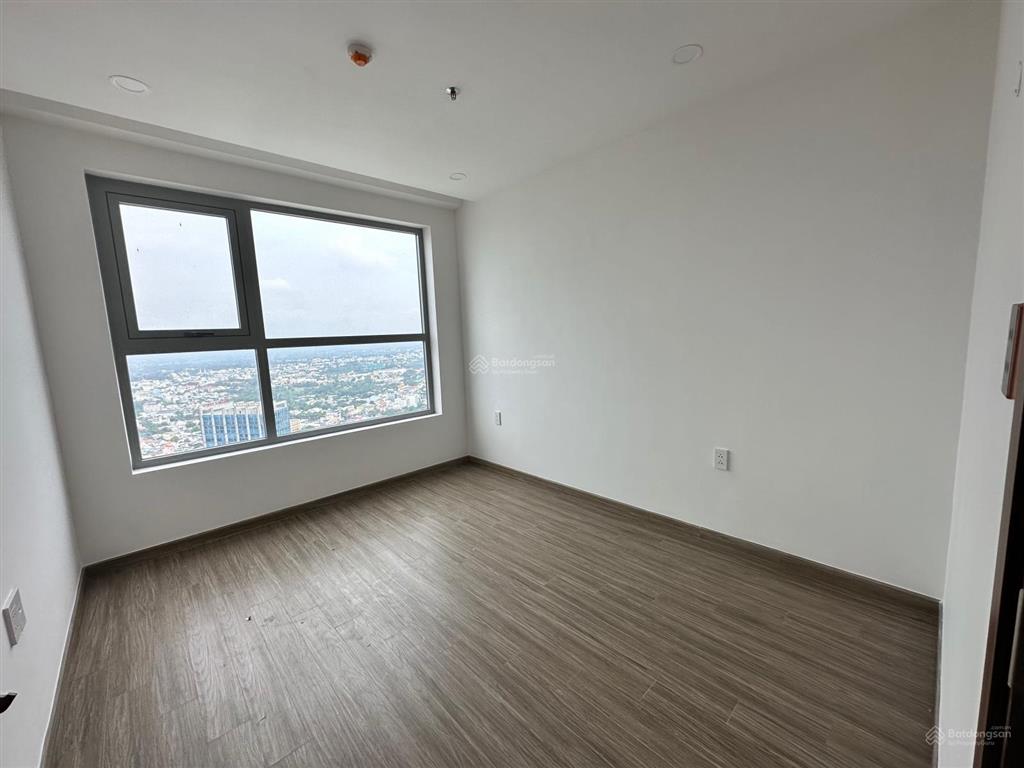 Căn vip 3pn 125m2 (pent house )  giảm mạnh 1 tỷ  gặp chính chủ chốt cọc tại happy one central