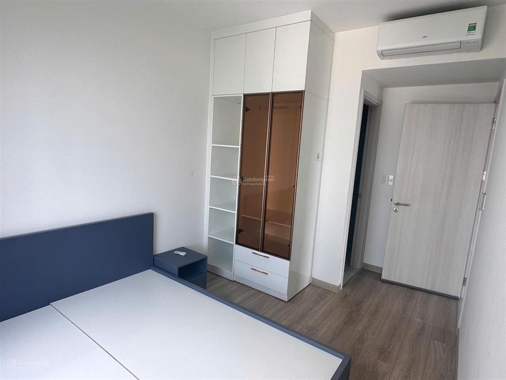 Bán căn duy nhất 2pn góc có 3 ban công, 3 mặt thoáng gặp ngay chính chủ chốt cọc, compass one