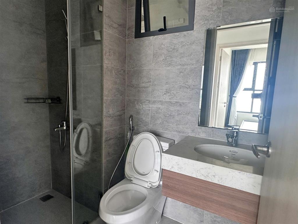 Bán căn duy nhất 2pn góc có 3 ban công, 3 mặt thoáng gặp ngay chính chủ chốt cọc, compass one