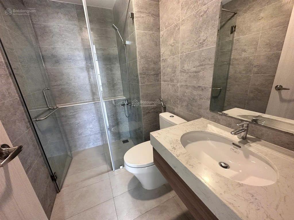 Căn 2pn 78m2 view hồ bơi đẹp  nhà mới giảm mạnh 300 triệu tại compass one   0922 555 ***